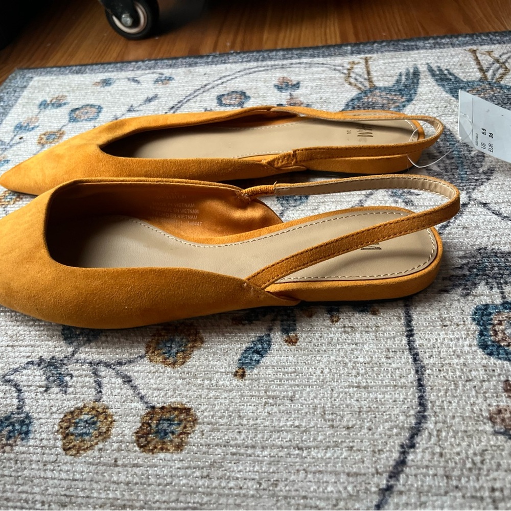 Elegant Mustard Slingback Flats